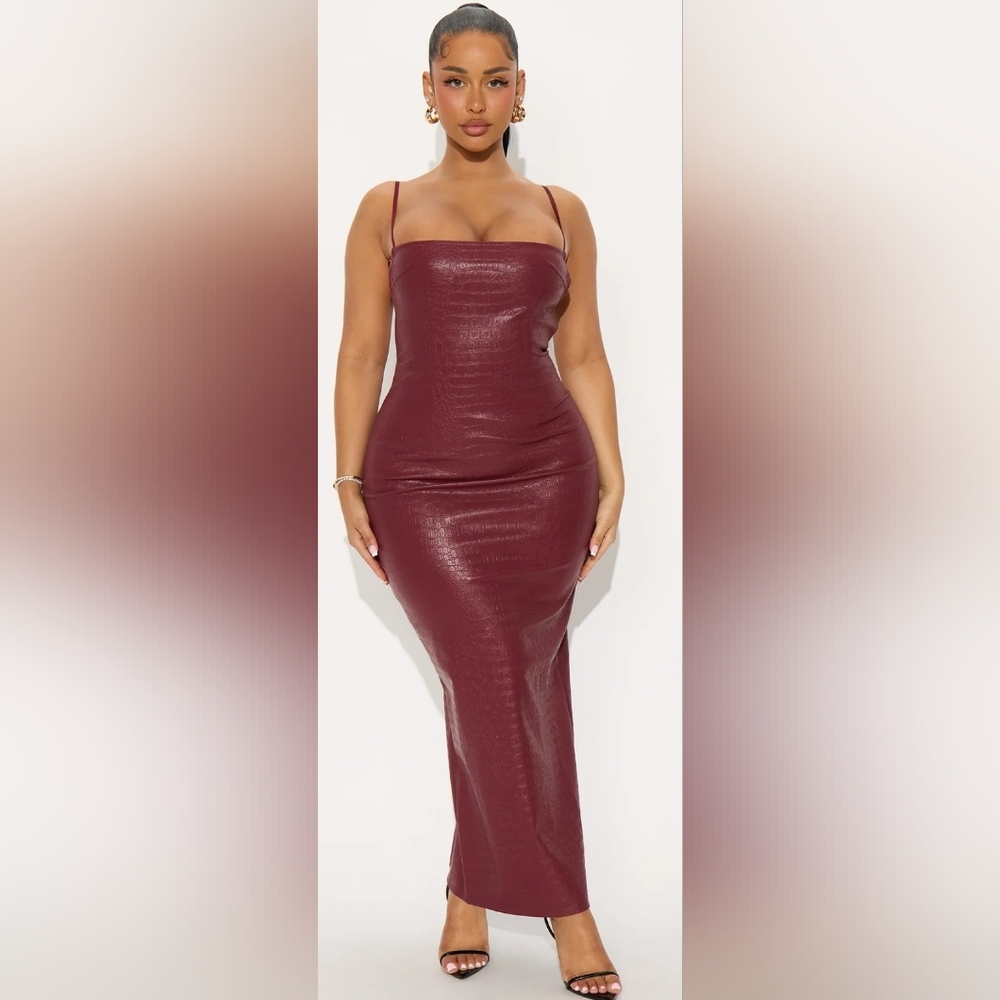 Fashion Nova Burgundy Midi Dress